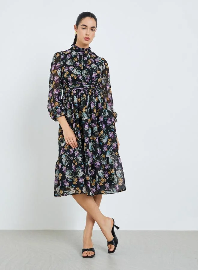 ستايلي فستان ميدي بحافة واسعة وطبعة أزهار للنساء